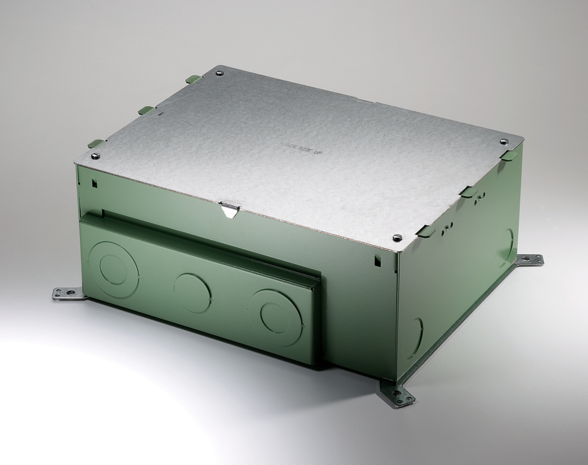 Evolution™ Series Eight Gang On-Grade Floor Box